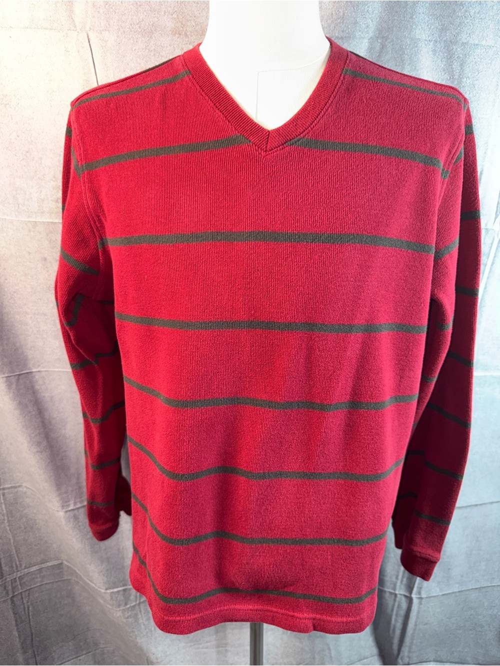 2267-Faded Glory Red V-Neck Sweater with Dark Green Stripes